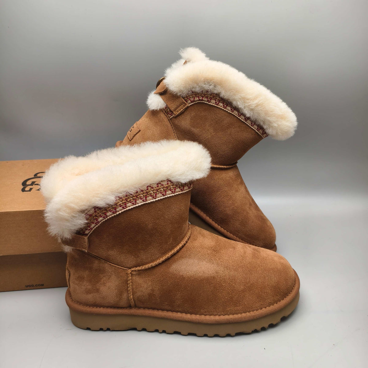 Chestnut Folk-Inspired Shoes with Back Strap | 4517