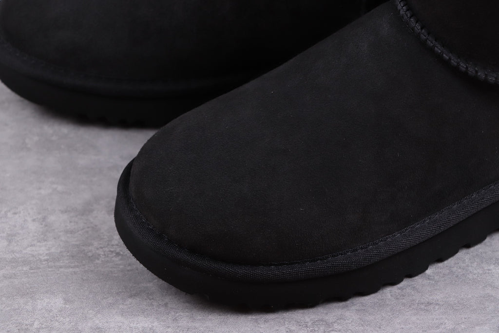 Black Classic Short II Boots 2.0 | Style 6223