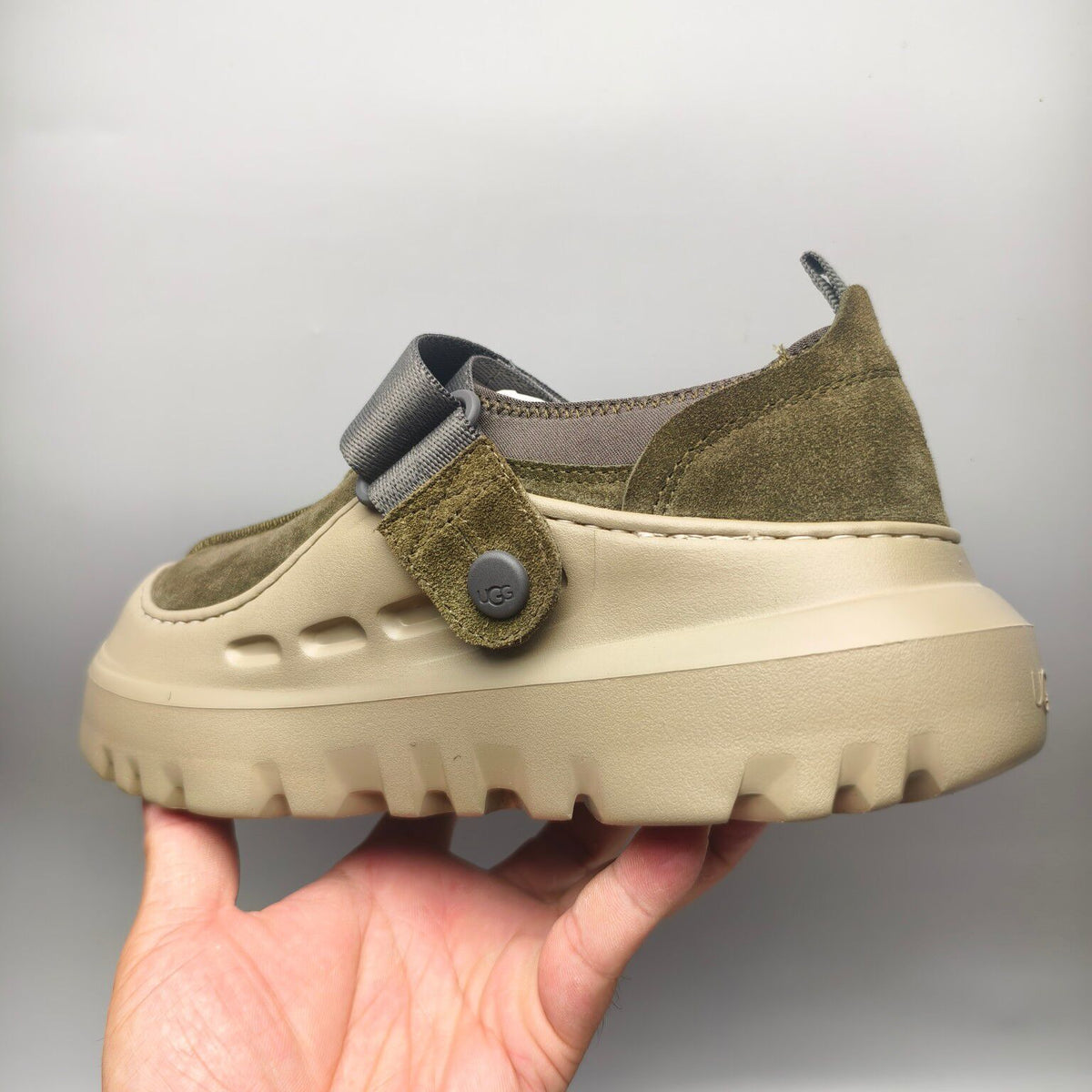 Green Unisex Slip-On Casual Shoes | Style 7550