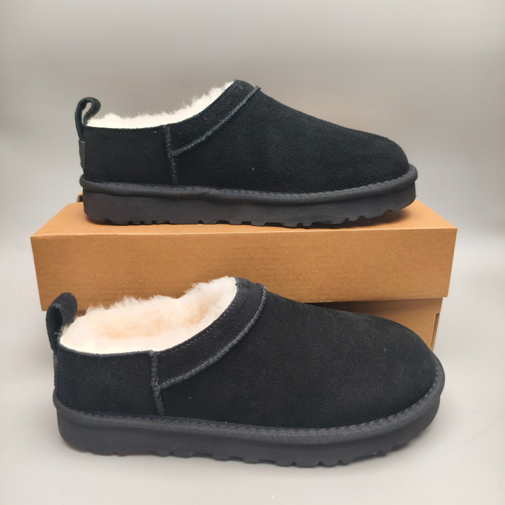 Women's Black Classic Slip-On Shoes | 3891