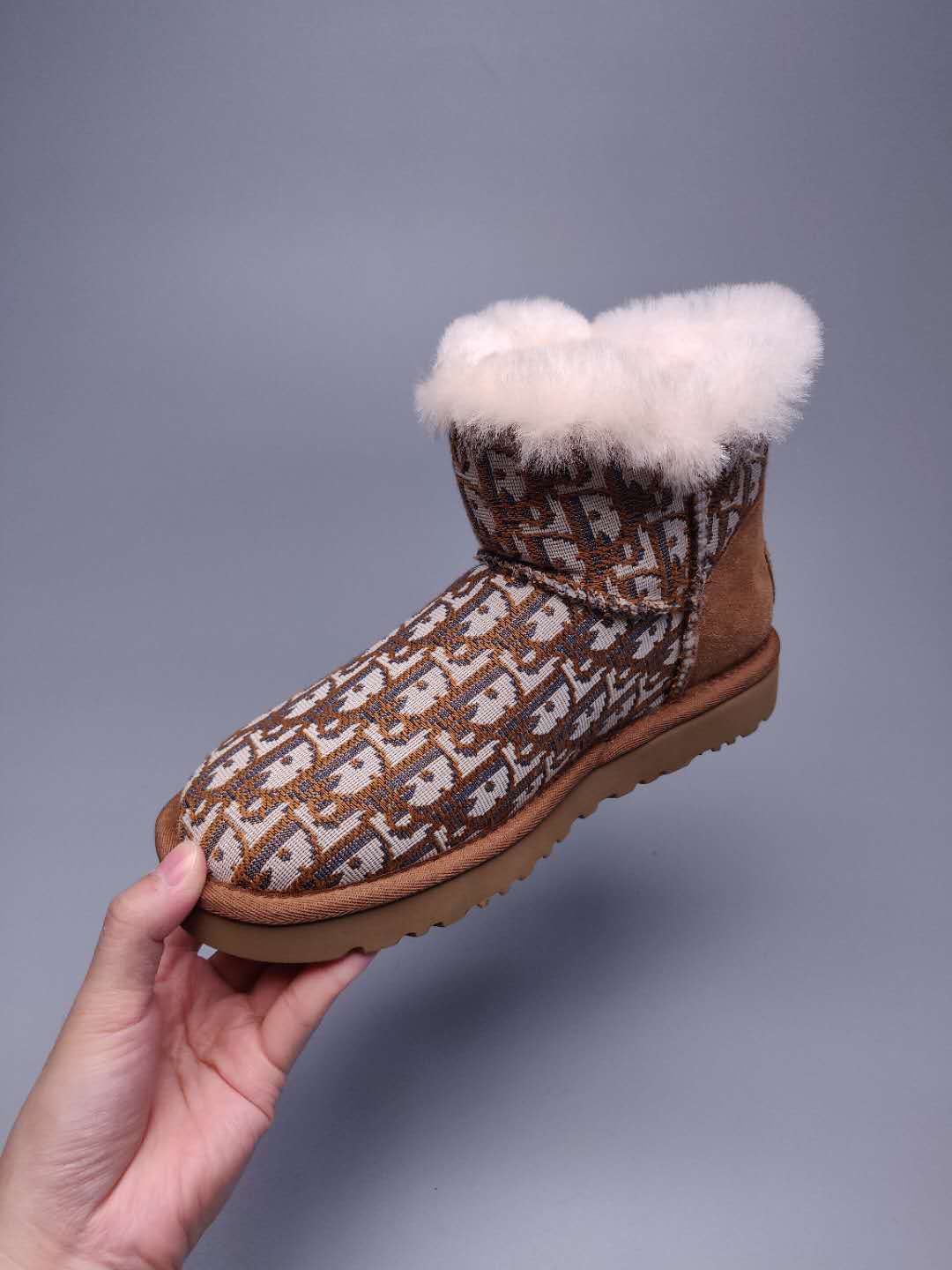 Chestnut Fabric-Texture Shoes | Style 6554