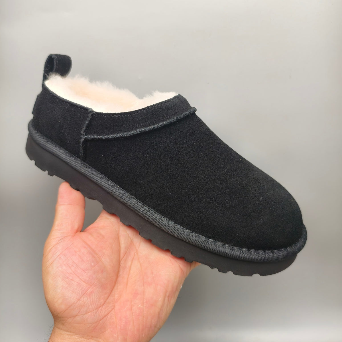 Women's Black Classic Slip-On Shoes | 3891