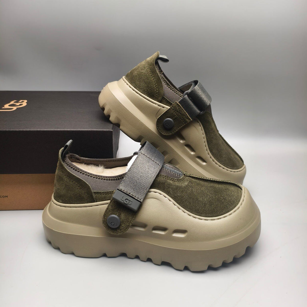 Green Unisex Slip-On Casual Shoes | Style 7550