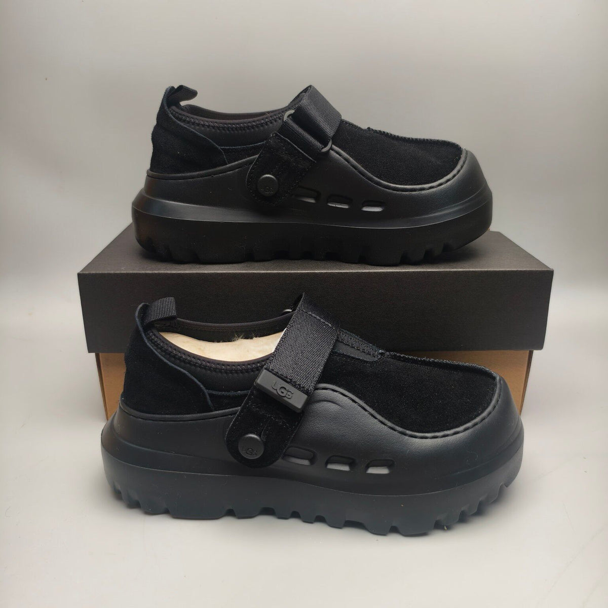 Black Unisex Slip-On Casual Shoes | Style 7550