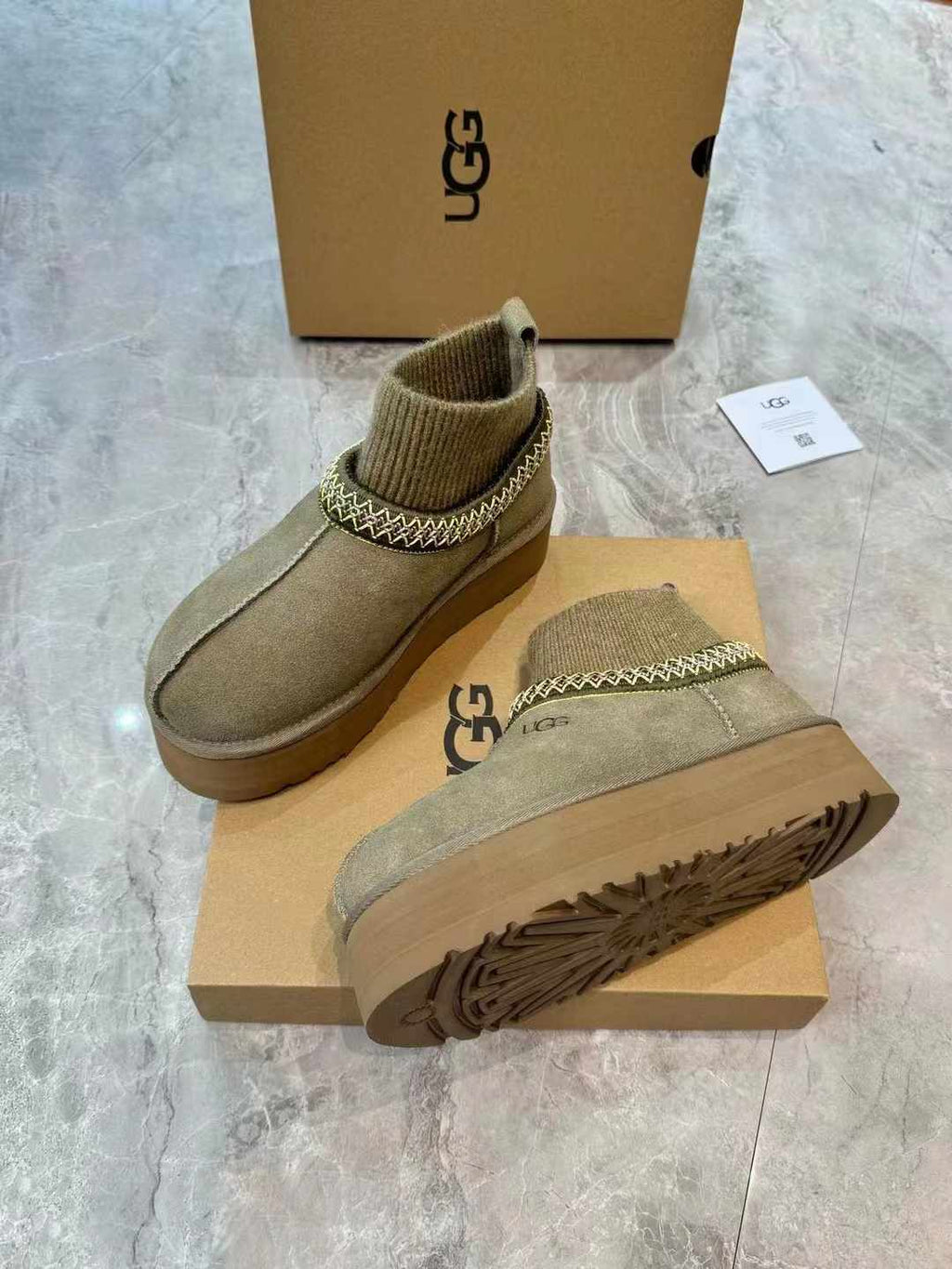 Folk-Inspired Suede Winter Boots with Wool Sock Cuffs | 1125956