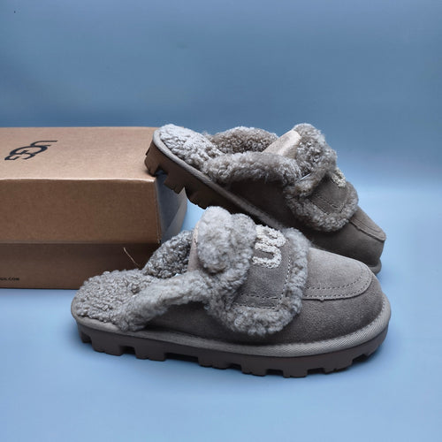 Antelope Brown Curly Plush Slippers with Oversized Logo | 1206