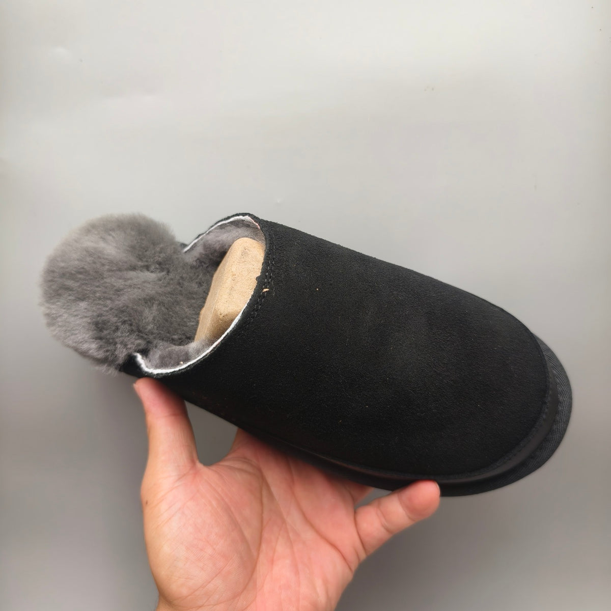 Men's Black Ultra-Lightweight Fluffy Casual Slippers | 4585