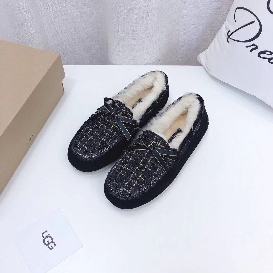Black Chic Moccasin Loafers | Style 5623