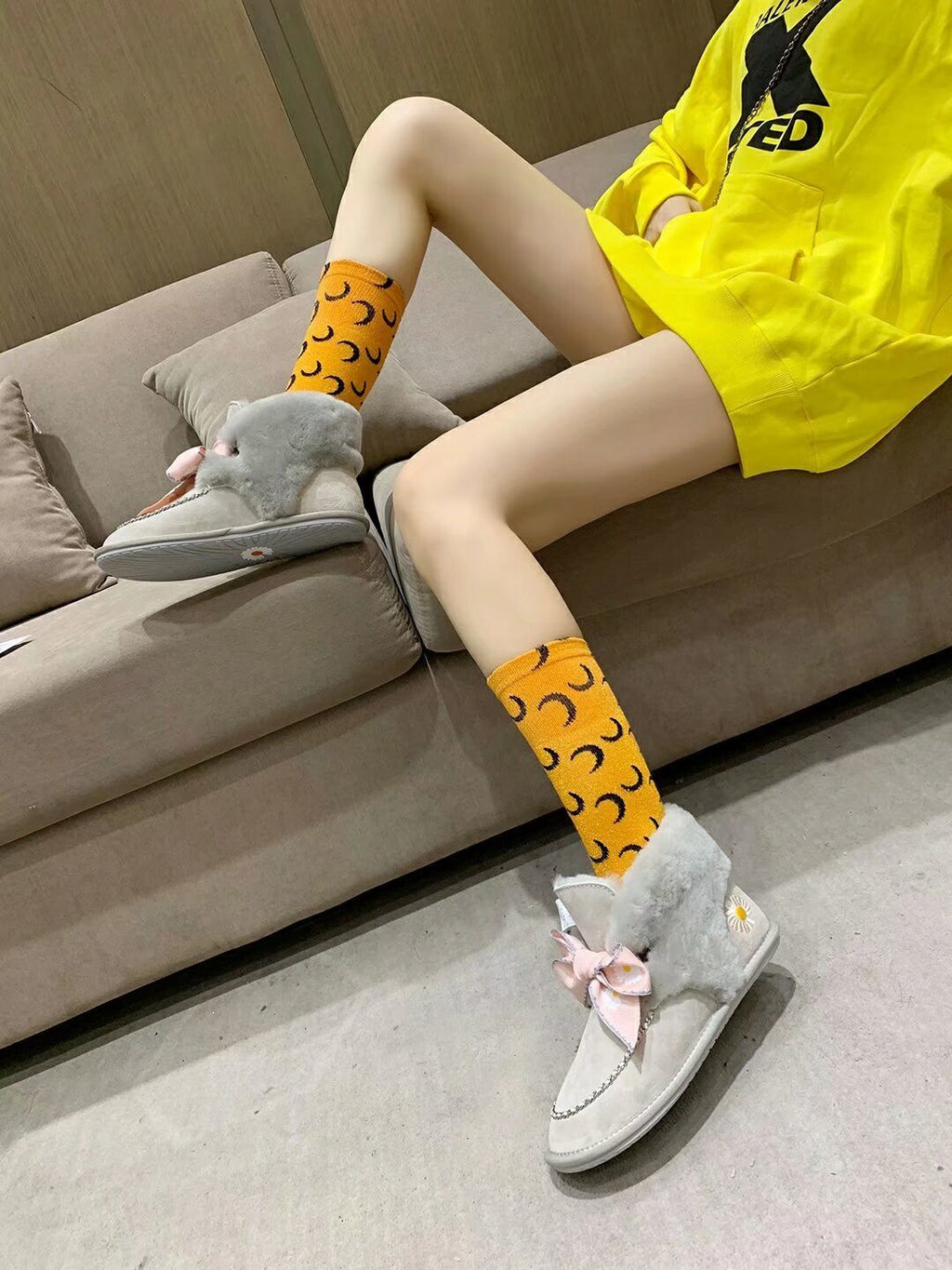 Gray Daisy Chain & Ribbon Detail Shoes | Style 7888