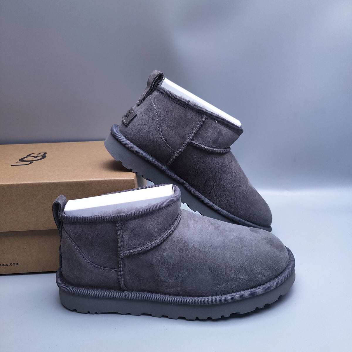 Gray Shoes | Style 6109