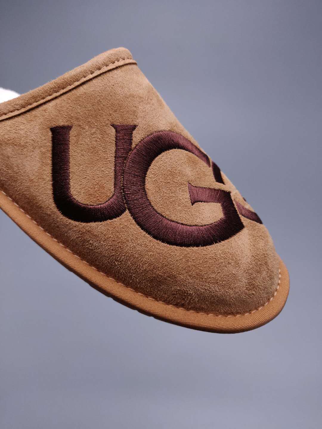 Chestnut Indoor Slippers with Oversized G Detail | 2593