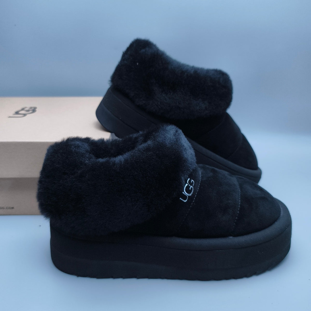 Black Platform Slip-On Casual Shoes | Style 6390