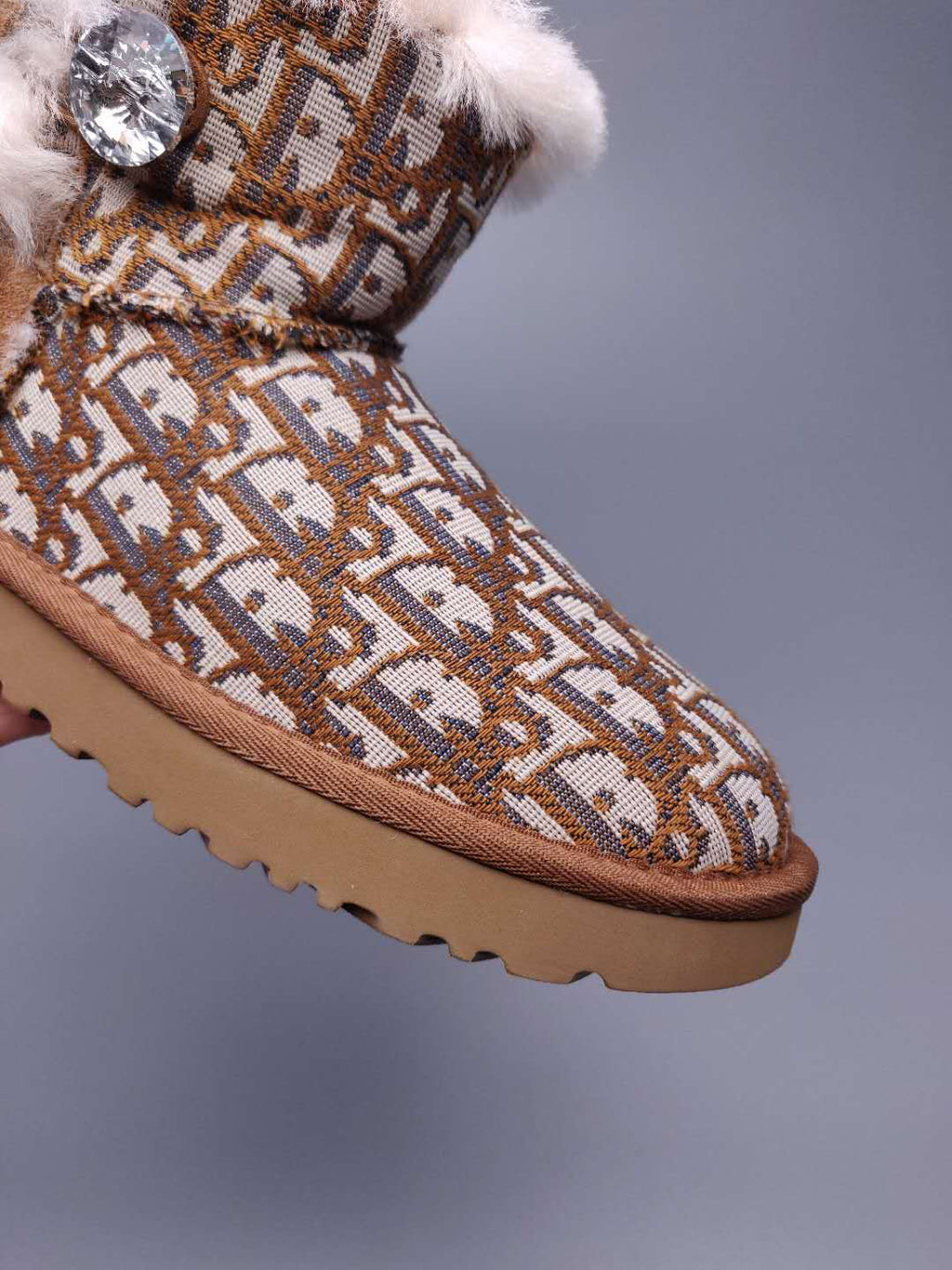 Chestnut Fabric-Texture Shoes | Style 6554