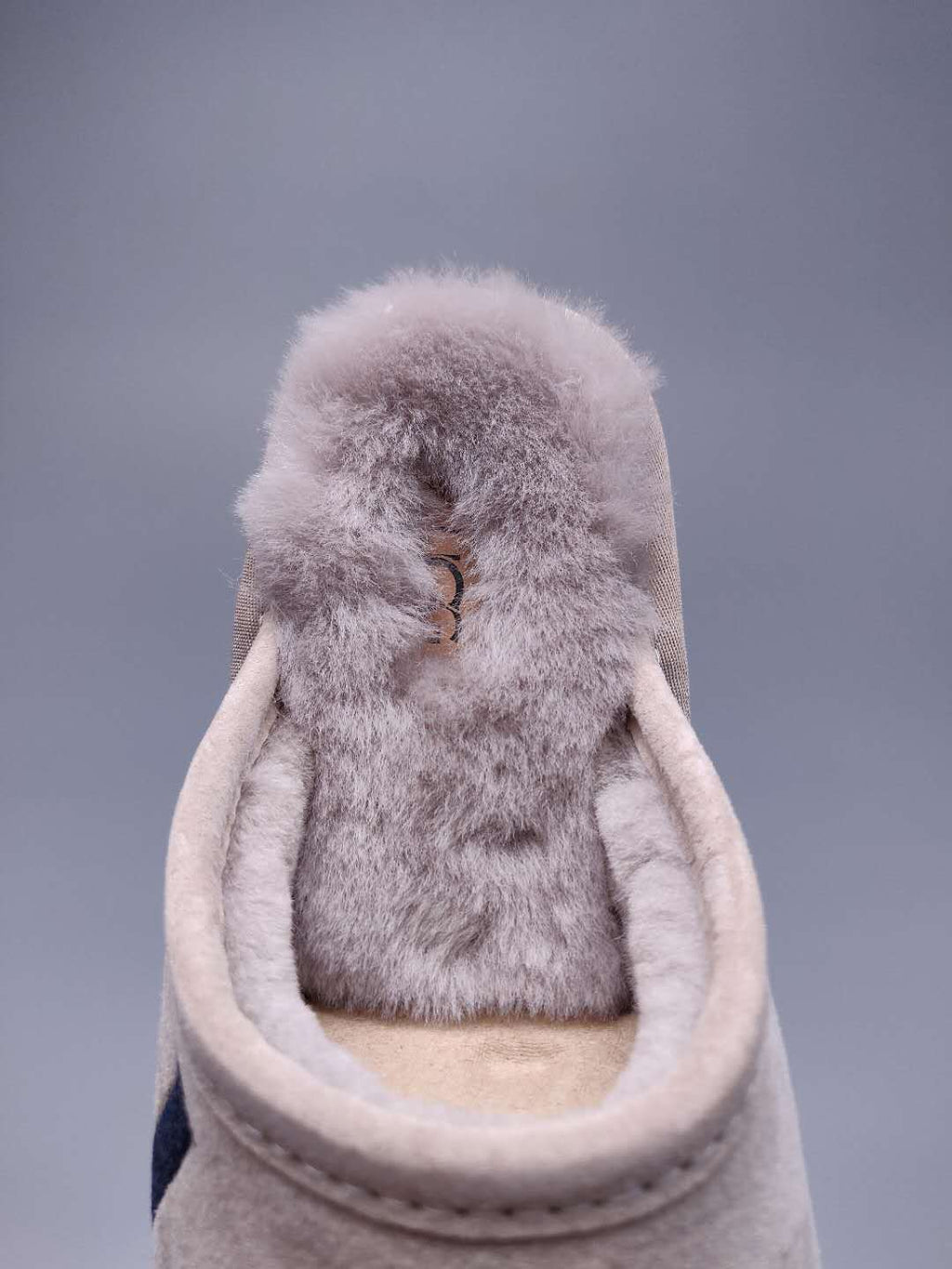 Gray Indoor Slippers with Oversized G Detail | 2593