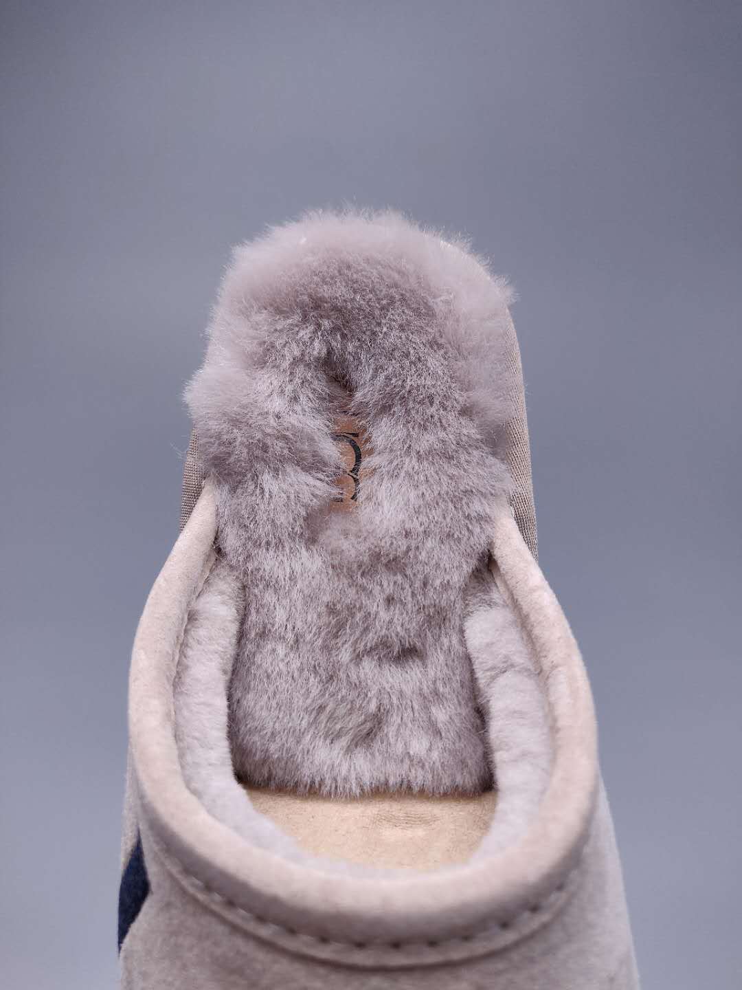 Gray Indoor Slippers with Oversized G Detail | 2593