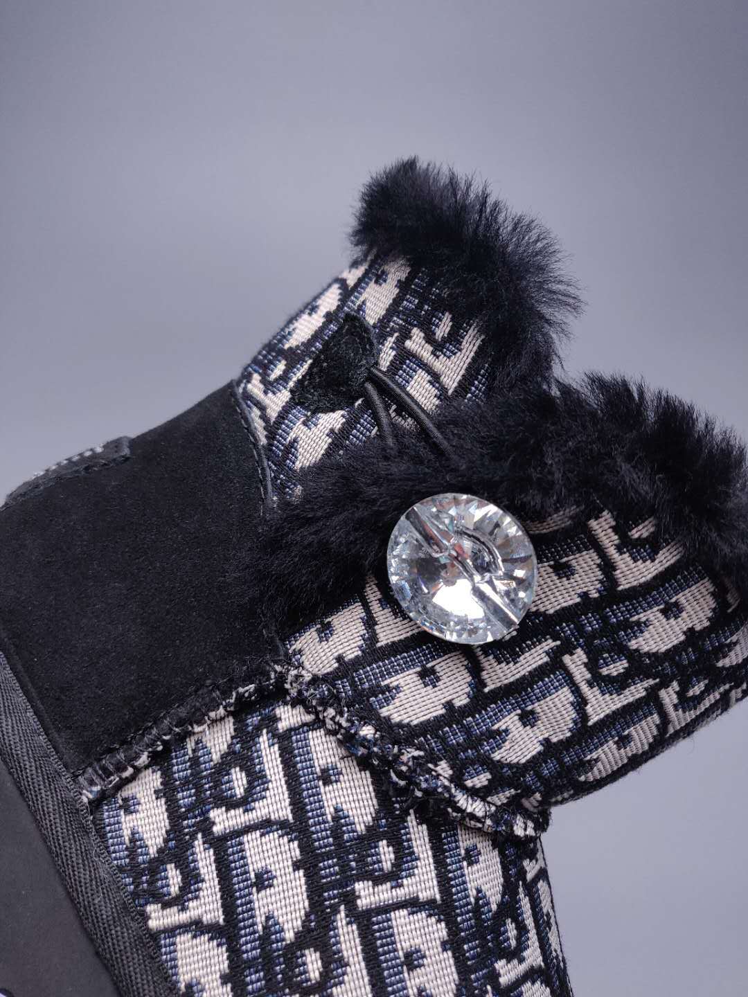 Black Fabric-Texture Shoes | Style 6554