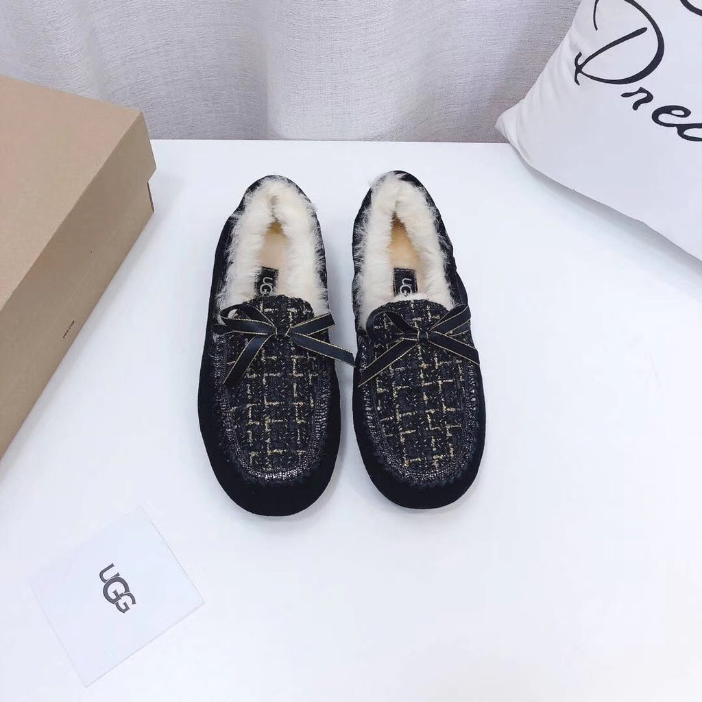 Black Chic Moccasin Loafers | Style 5623