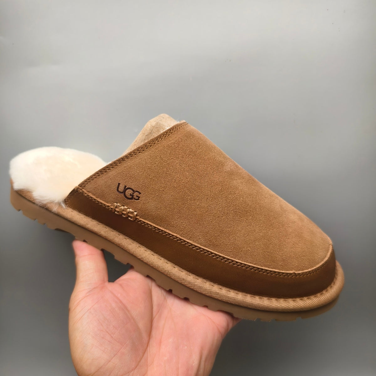 Men's Chestnut Ultra-Lightweight Fluffy Casual Slippers | 4585