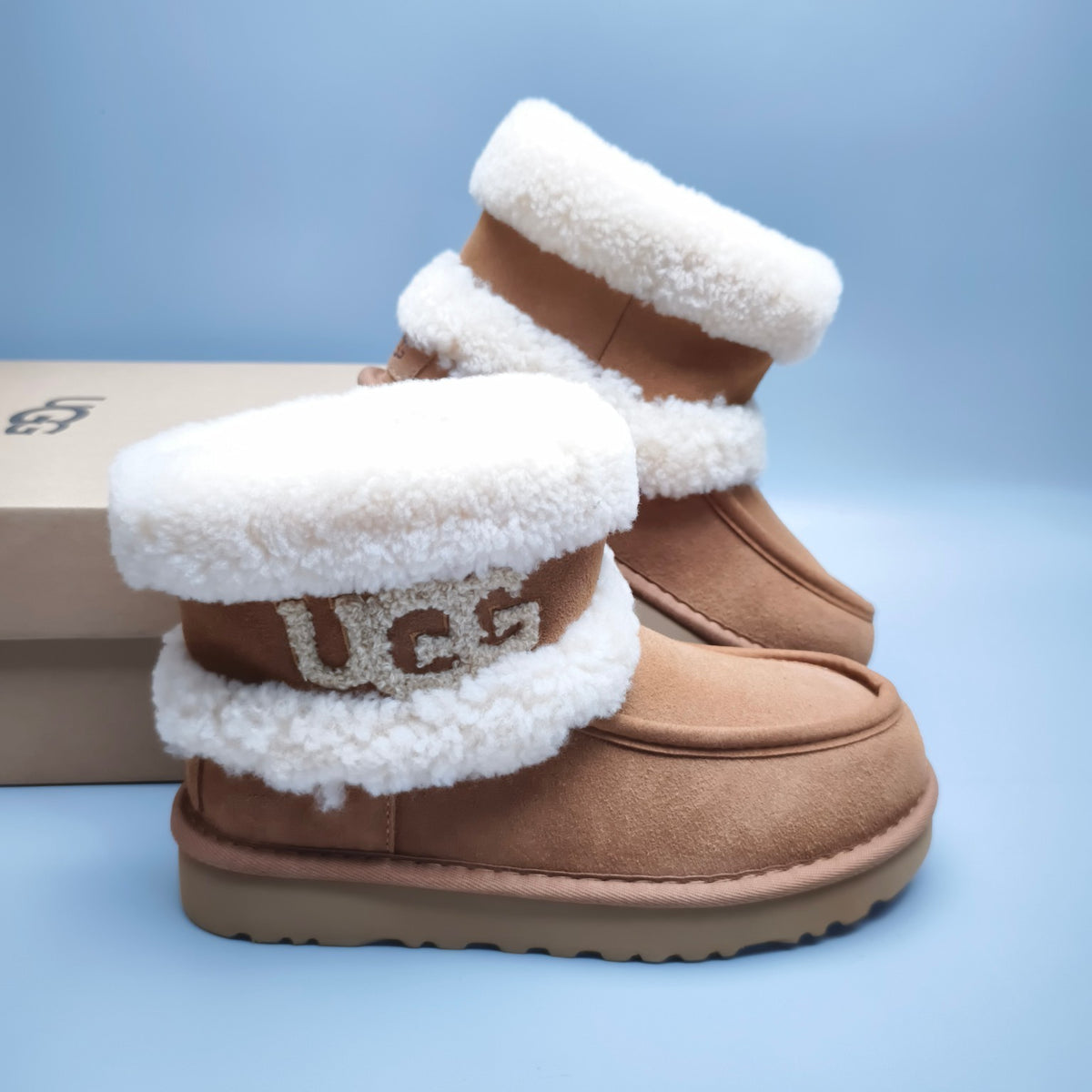 Chestnut Curly-Textured Mid-Top Boots with Oversized Logo | 5410